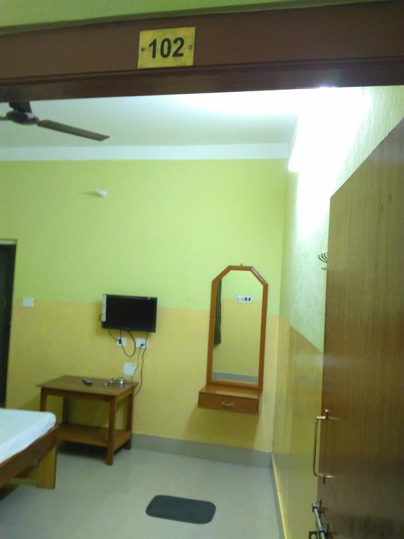 India Tours Only Kavita Guest House Bolpur Exteriör bild