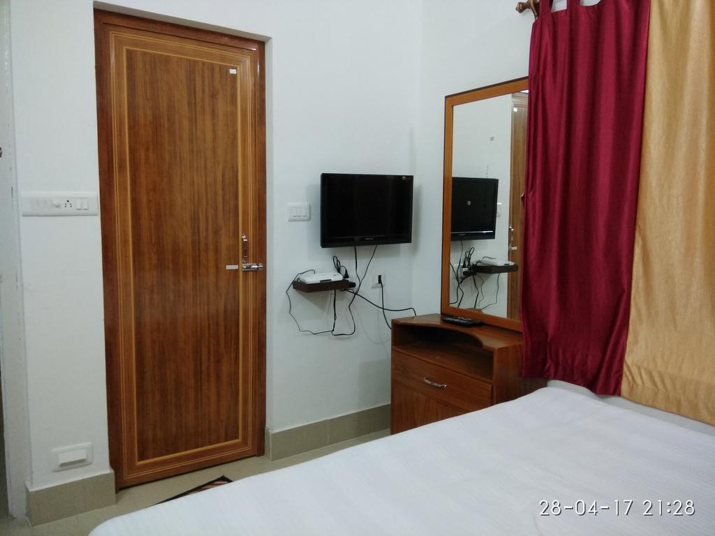 India Tours Only Kavita Guest House Bolpur Exteriör bild