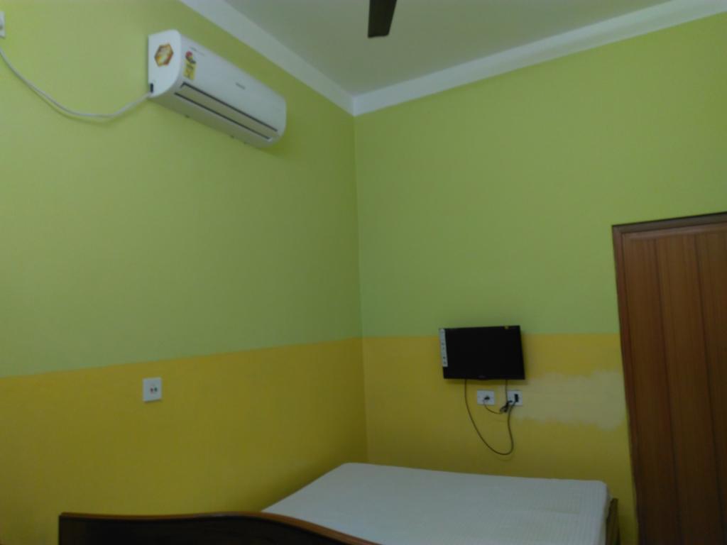 India Tours Only Kavita Guest House Bolpur Exteriör bild