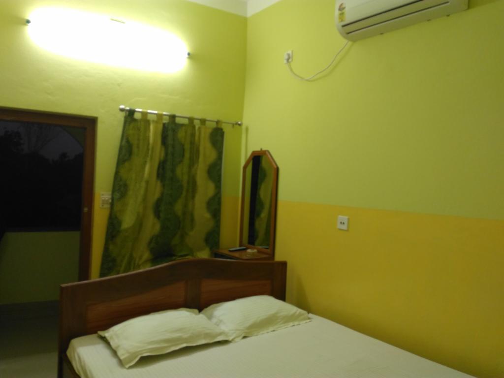 India Tours Only Kavita Guest House Bolpur Exteriör bild