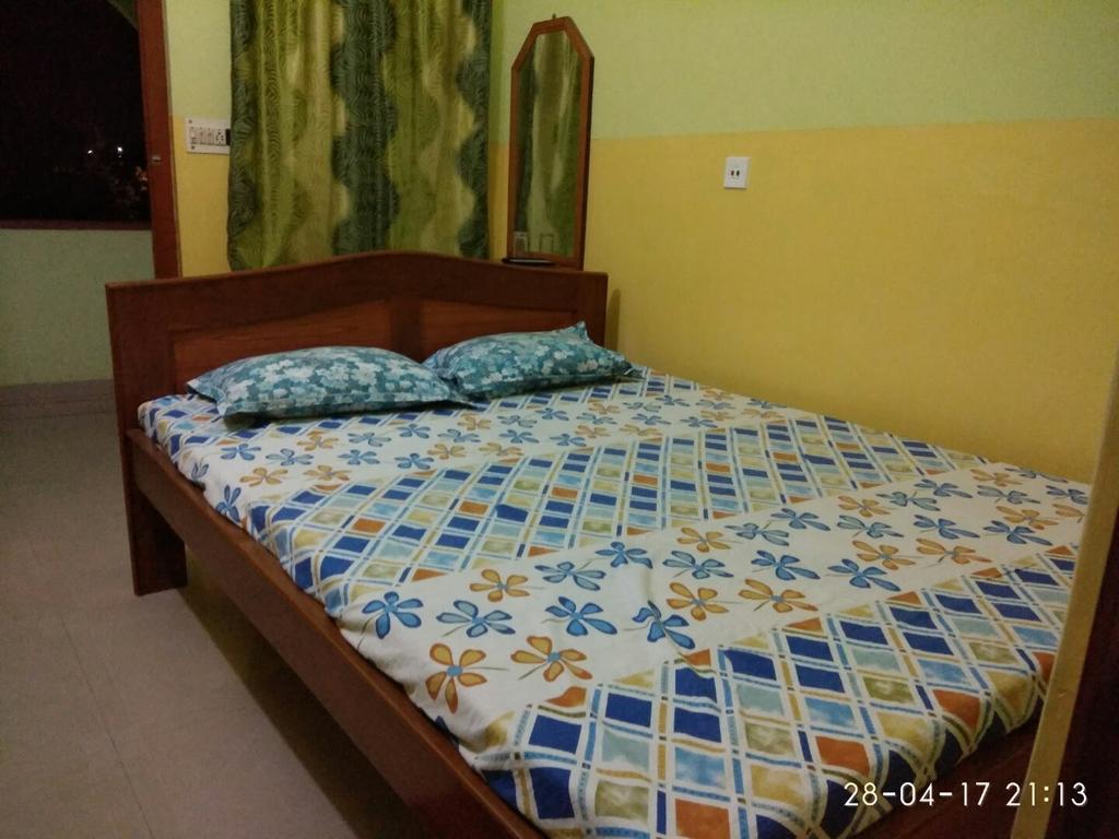 India Tours Only Kavita Guest House Bolpur Exteriör bild