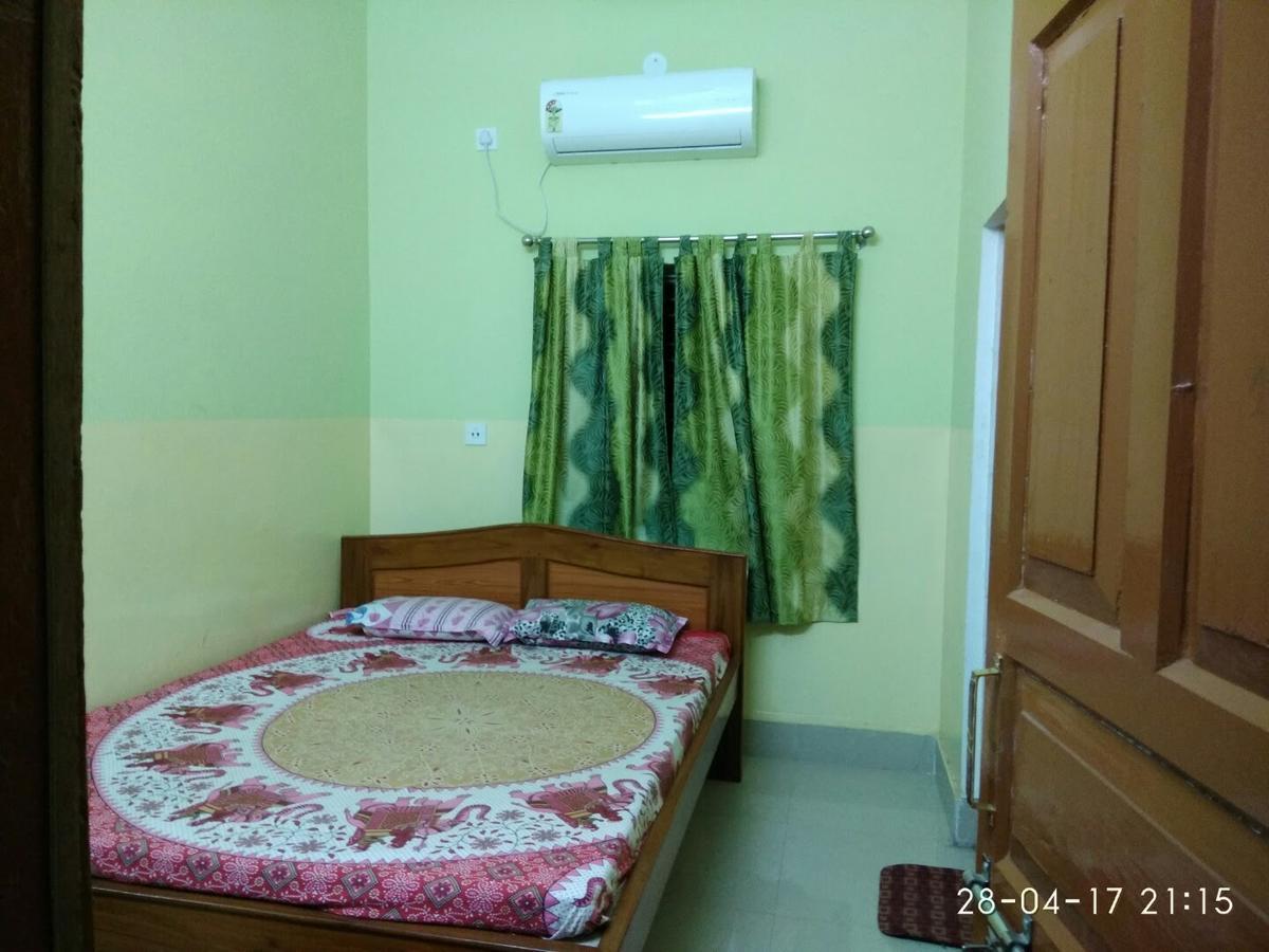 India Tours Only Kavita Guest House Bolpur Exteriör bild